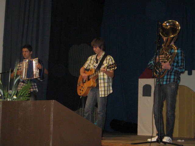 05